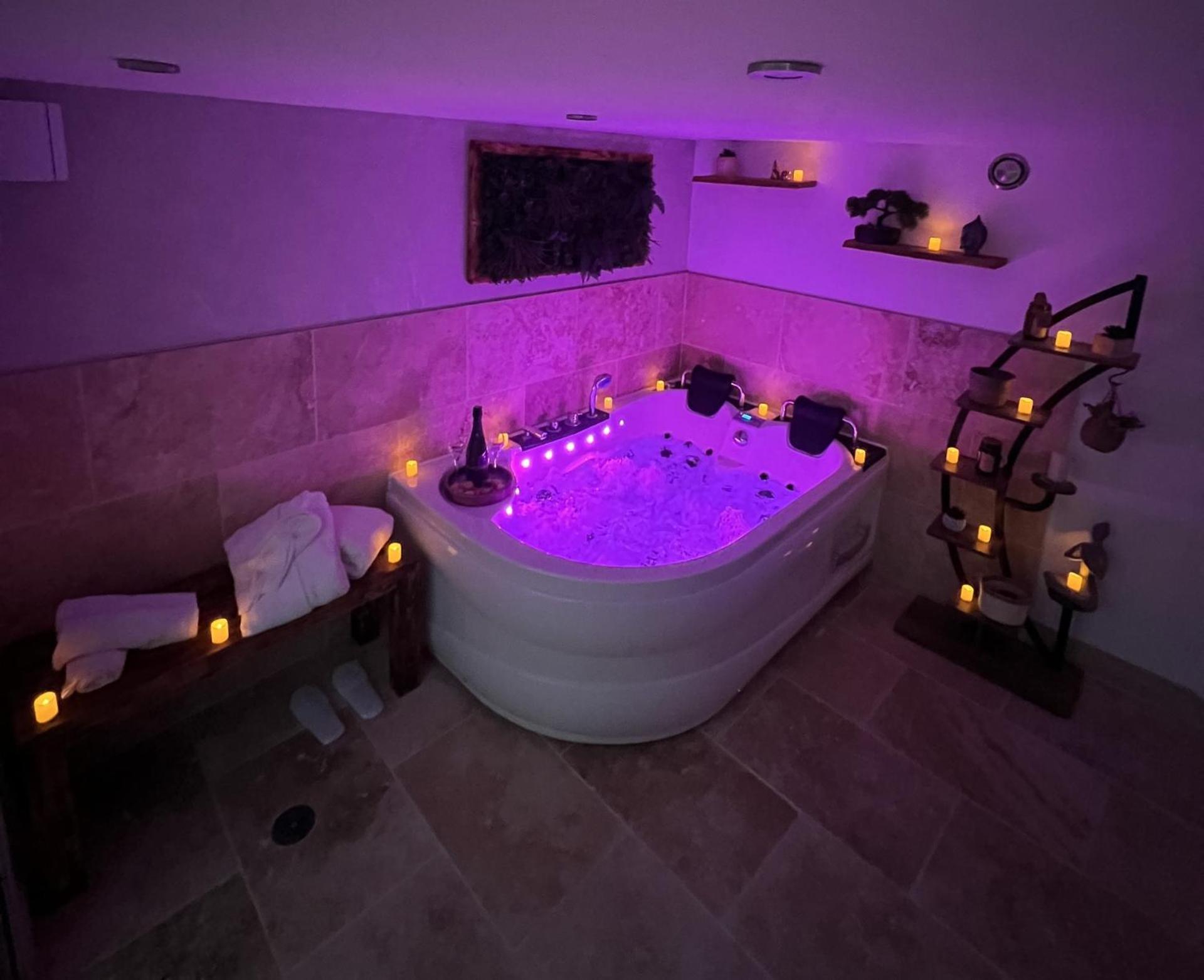 Alba Spa "Love Jacuzzi Sauna" Villefranche-de-Lauragais Extérieur photo